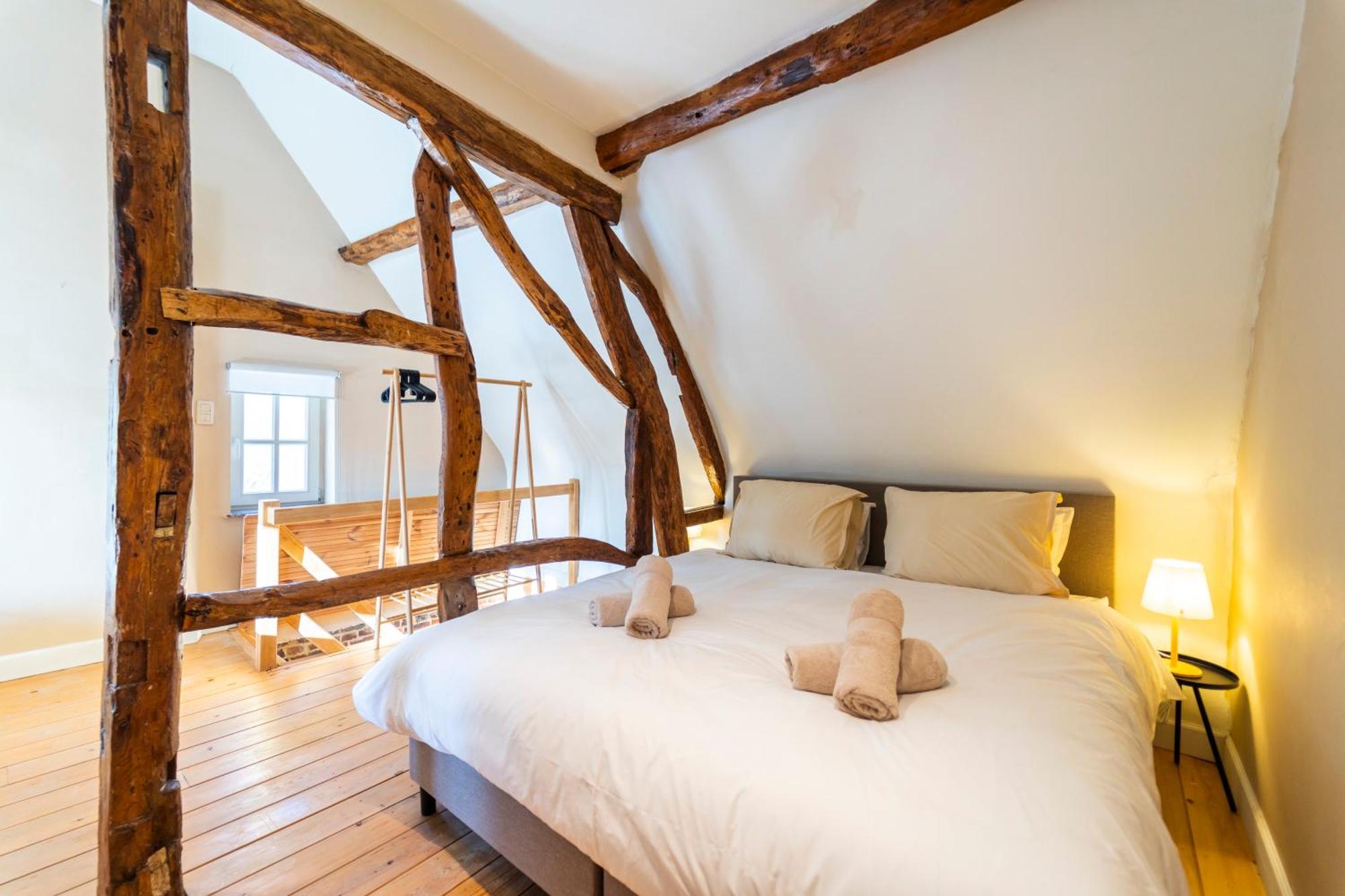 New! Unieke Vakantiewoning In Bosrijke Omgeving Tongern Exterior foto